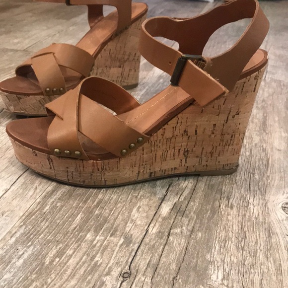 wedges - Picture 2 of 3